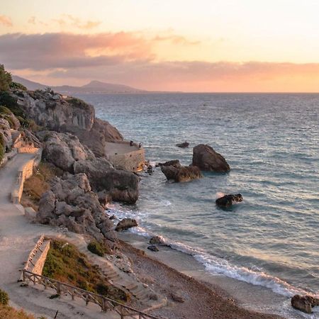 Rodos Beach Apartment 33 Rhodes City Bagian luar foto
